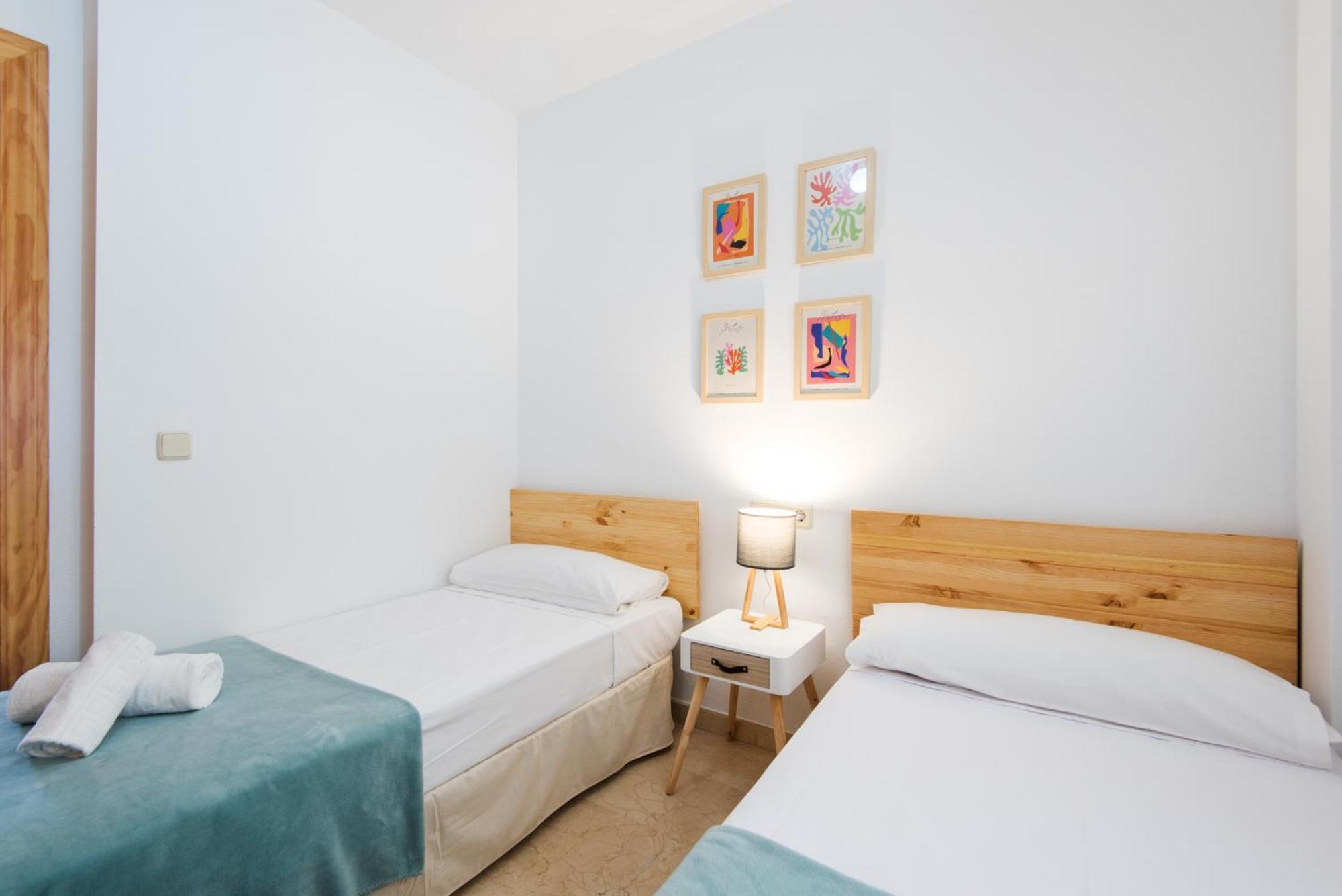Madeinterranean Beach- Higueron Front Line Apartamento *
